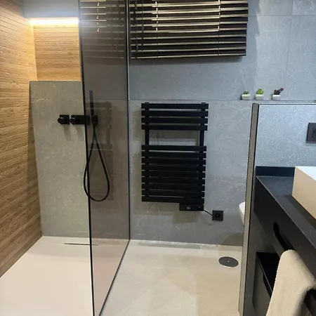 Apartament Luxury At